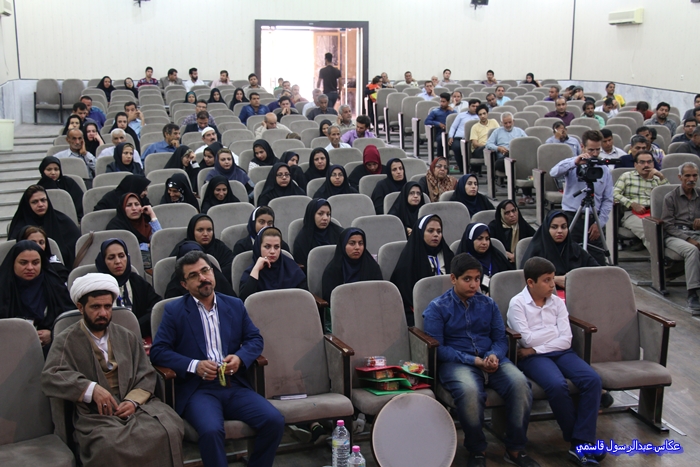 گزارش تصویری/ تقدیر از کارگران نمونه شهرستان دشتی